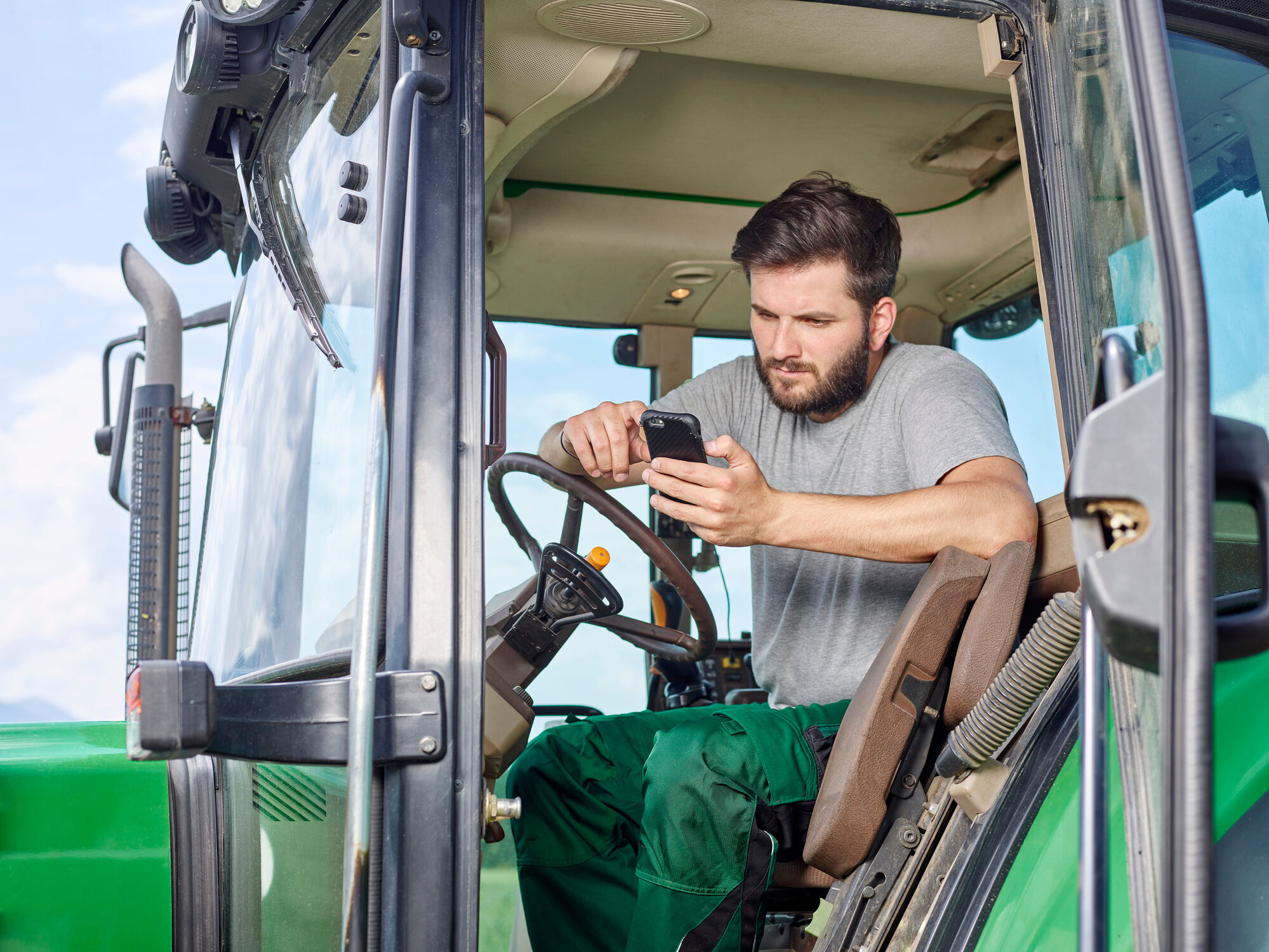 Piloter de votre activit&eacute; professionnelle d'agriculteur avec Rythm&eacute;o AGRI