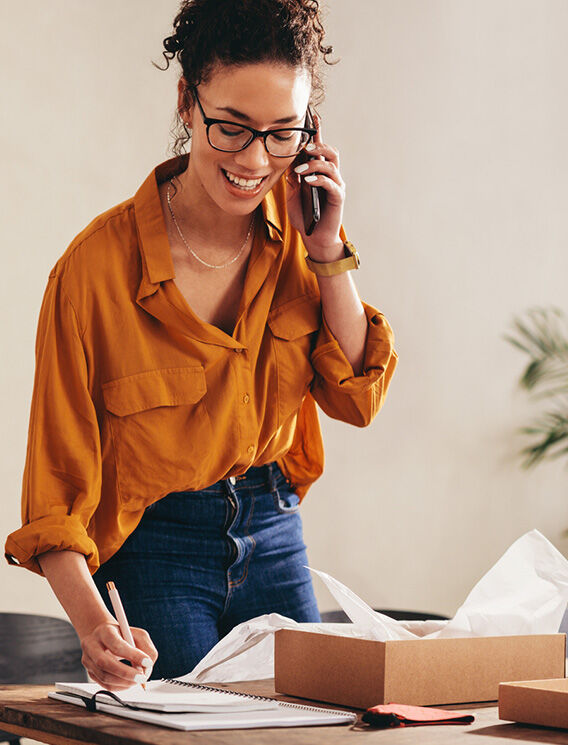 entreprenarial-young-woman