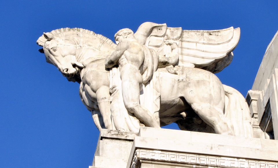 statue de P&eacute;gase - virement instantan&eacute;