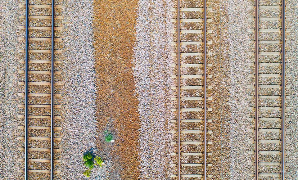 vue a&eacute;rienne de rails - Le cr&eacute;dit documentaire import