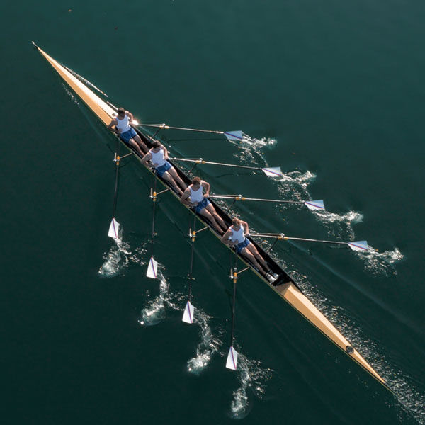 aviron &agrave; quatre