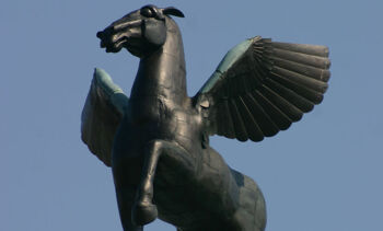 sculpture de Pégase en bronze