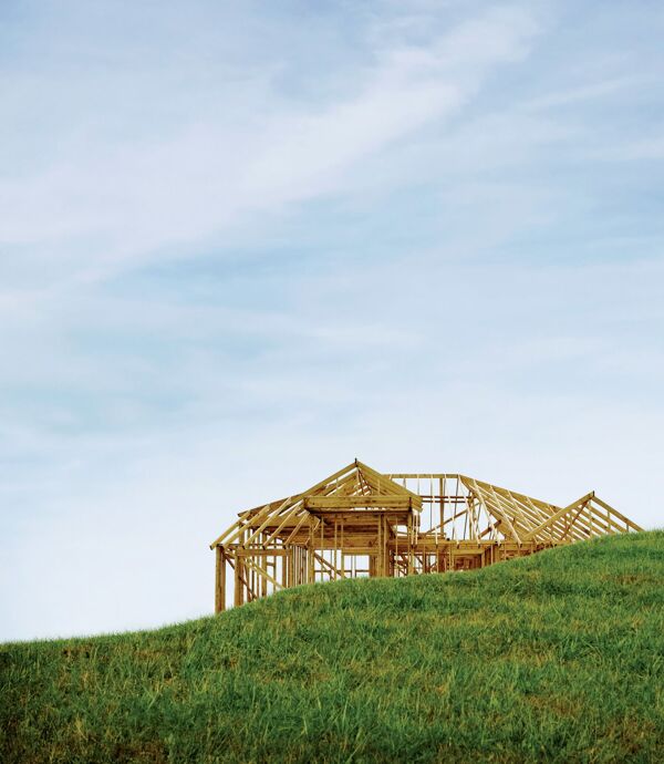 construction maison bois colline