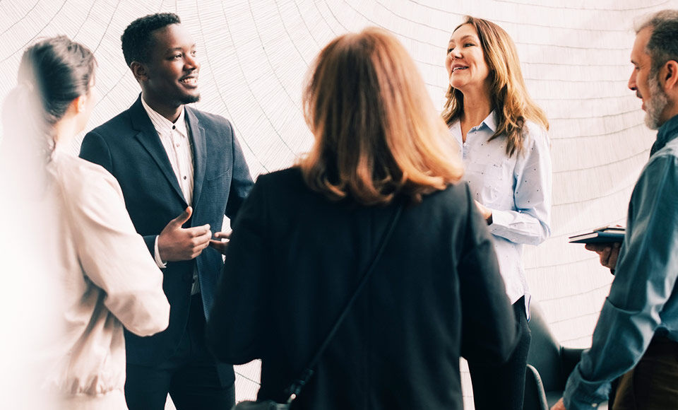 professionels femme homme employ&eacute;s