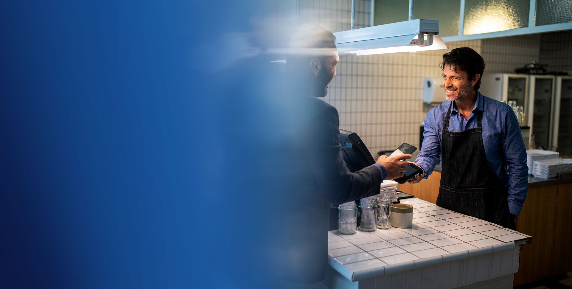 commer&ccedil;ant paiement cuisine hommes