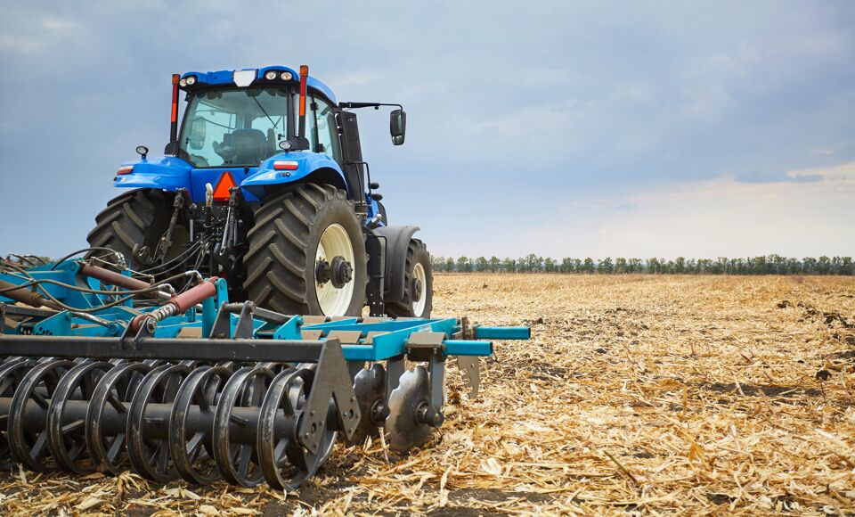 agriculture tracteur champ exploitation agricole