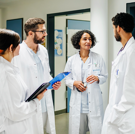 m&eacute;decins infirmiers hommes femmes sant&eacute;
