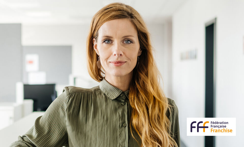 femme bureau franchise enquête